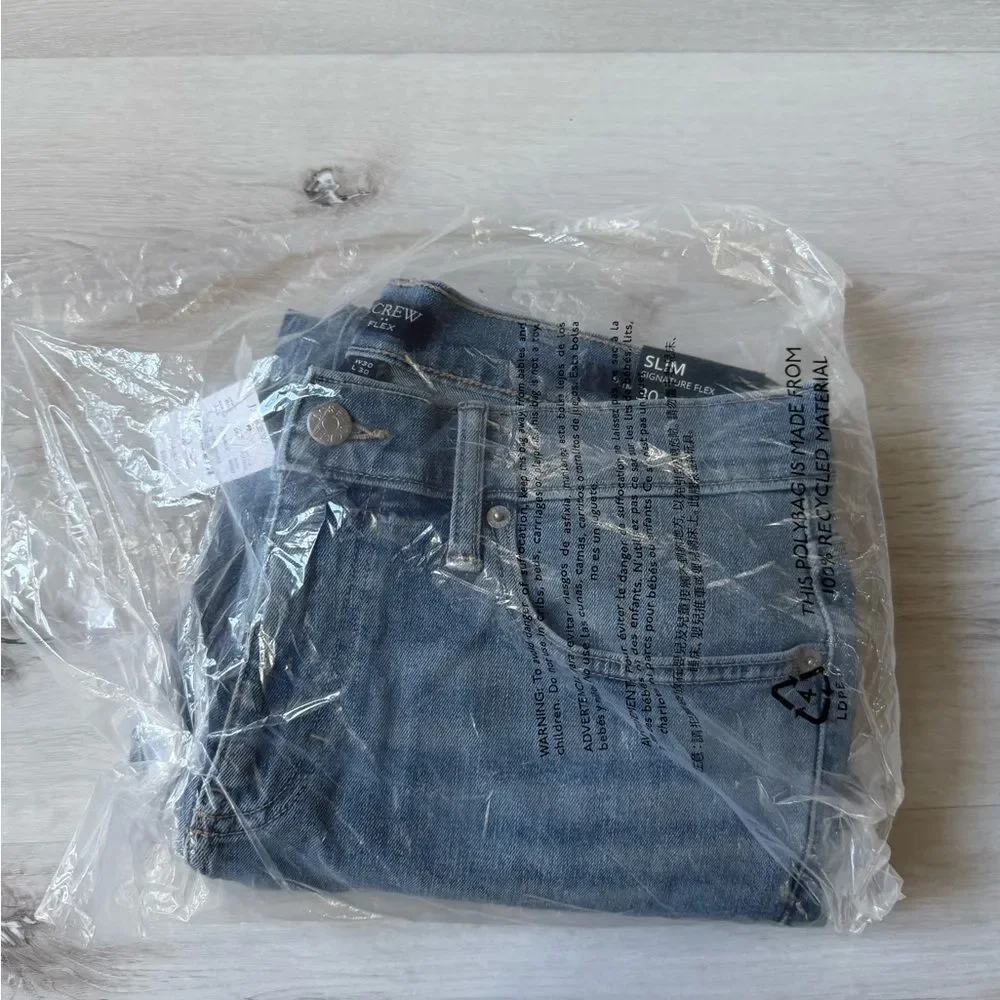J Crew Slim-fit jean in signature flex Light Denim‎ Blue 30X30 NWT in packaging